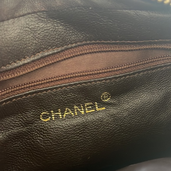 Vintage Chanel camera bag. Quilted brown/burgundy/bronze color. - Picture 5 of 6